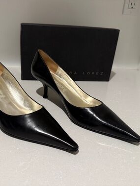 Pura Lopez (Womens EU 42)